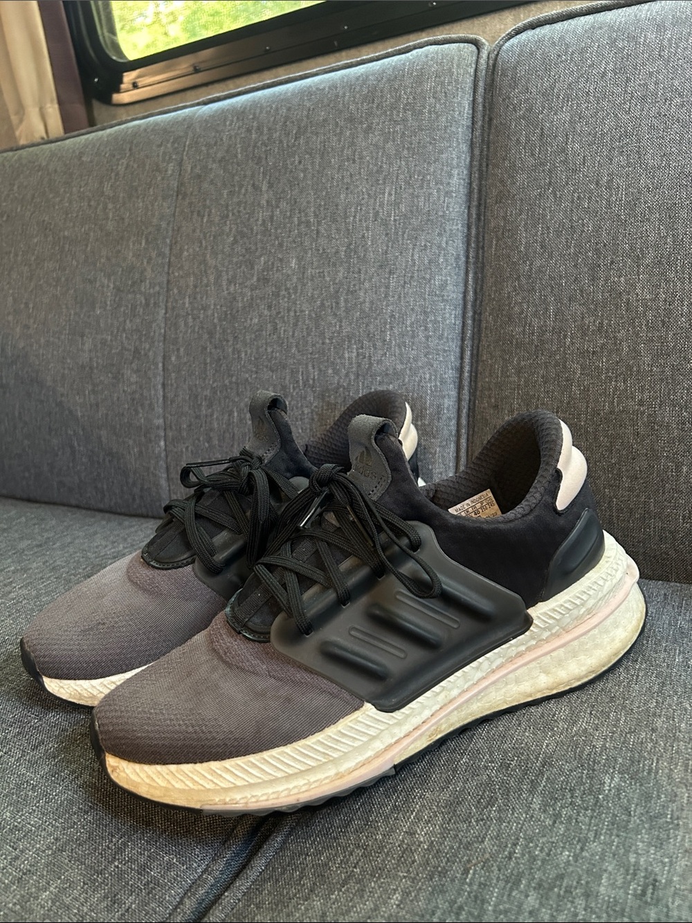 adidas Women's Black and Gray Sneakers
